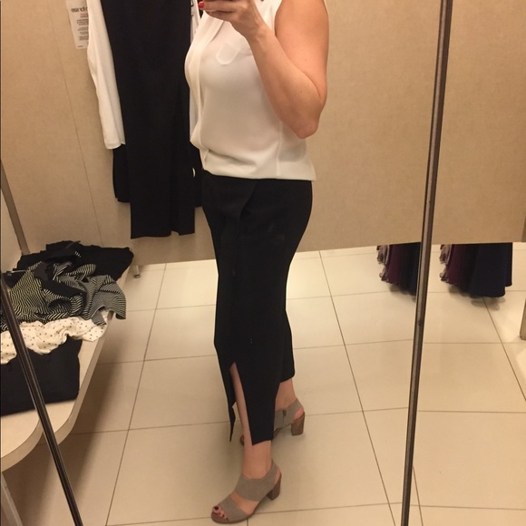 Tahari Wide Leg Cropped Pants - Picture 3 of 10